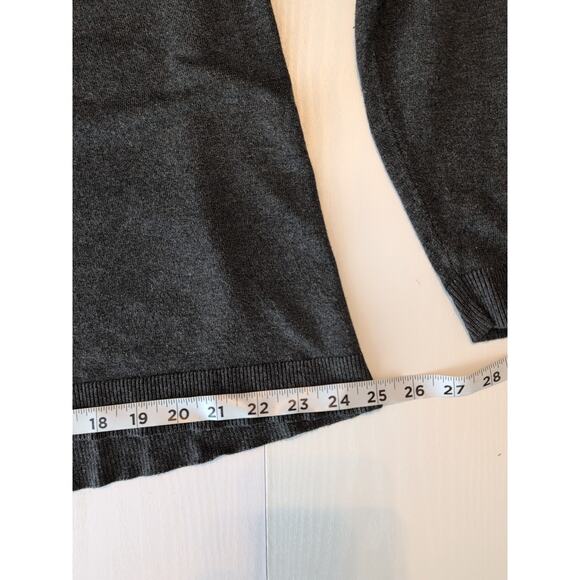 Disney Snow White Dripping Apple Sweater Womens 1X Gray Green Sequin Spooky Top - Picture 10 of 13